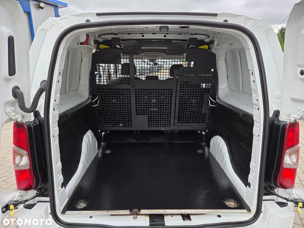 Opel Combo XL 1.5 CDTI Enjoy S&S - 21
