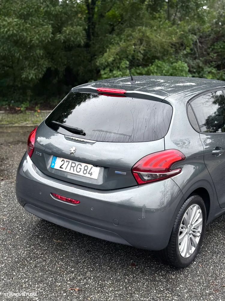 Peugeot 208 1.2 PureTech Style - 11