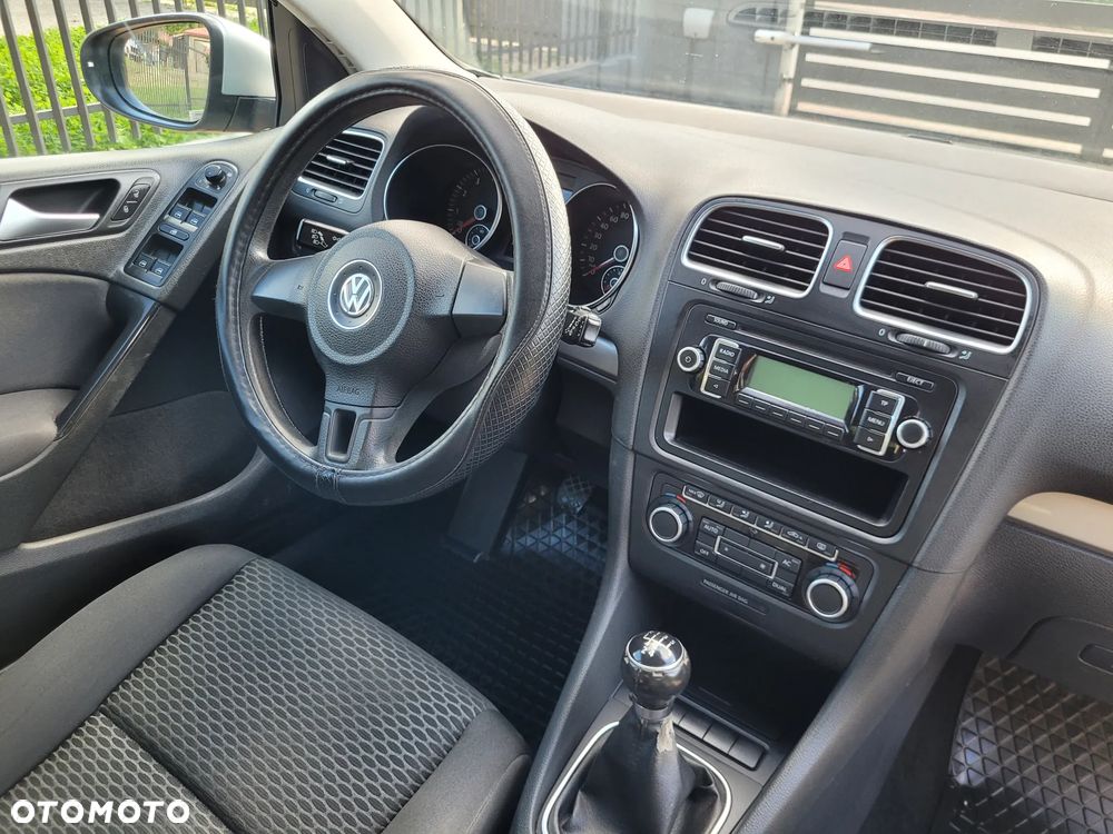 Volkswagen Golf 1.6 Edition - 20