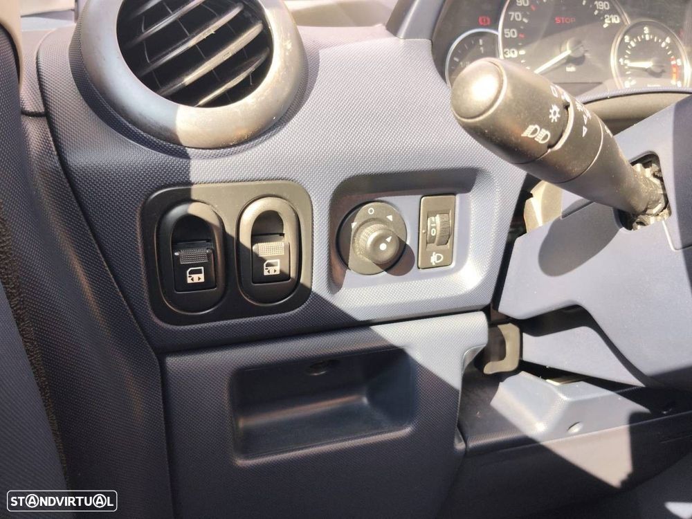 Peugeot 1007 1.4 HDi Cappuccino - 19