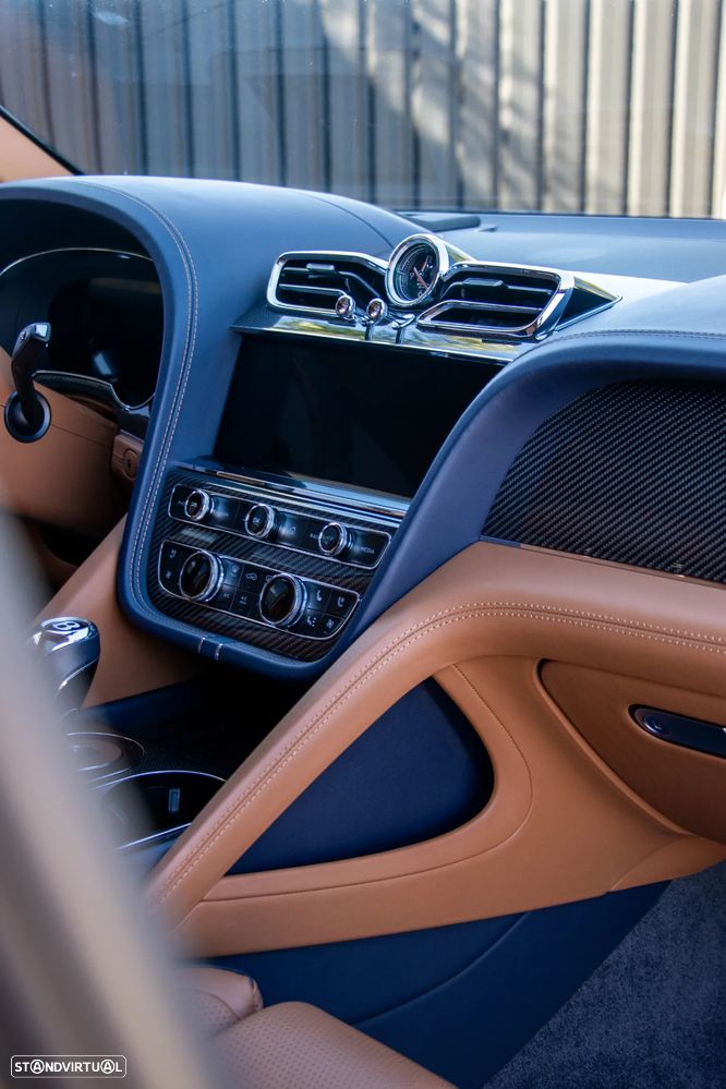 Bentley Bentayga - 41