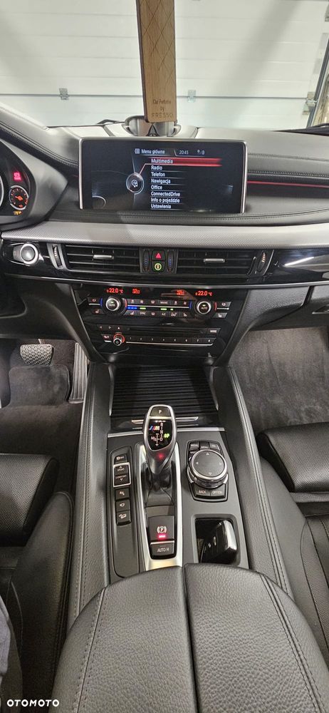 BMW X6 xDriveM50d - 12