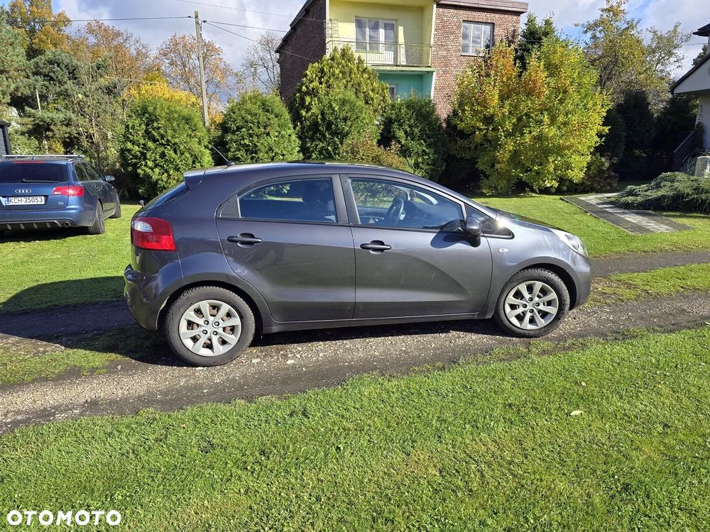 Kia Rio 1.2 M - 7