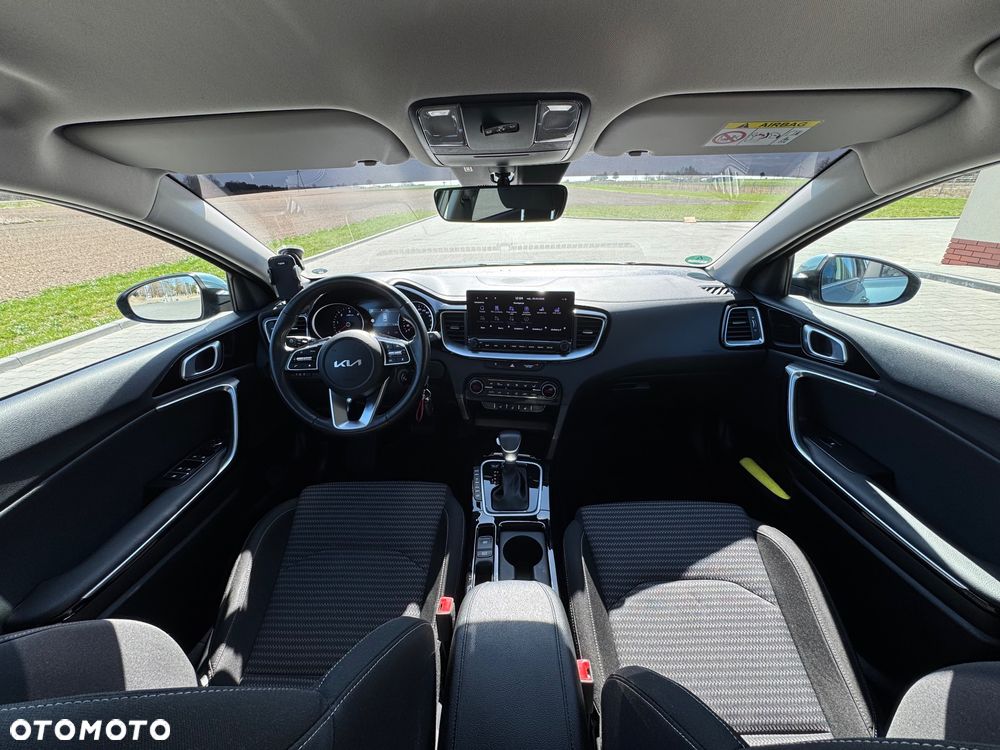 Kia Ceed 1.6 CRDi DCT Vision - 9