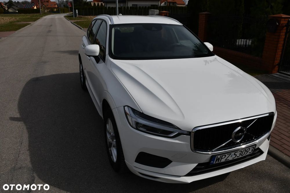 Volvo XC 60 T4 Momentum - 3