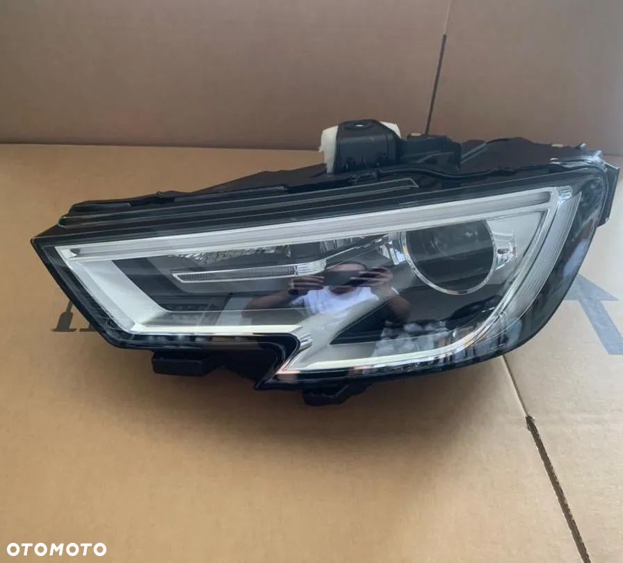 Lampa lewa Bi Xenon LED Audi a3 8v lift Europa Bdb.stan