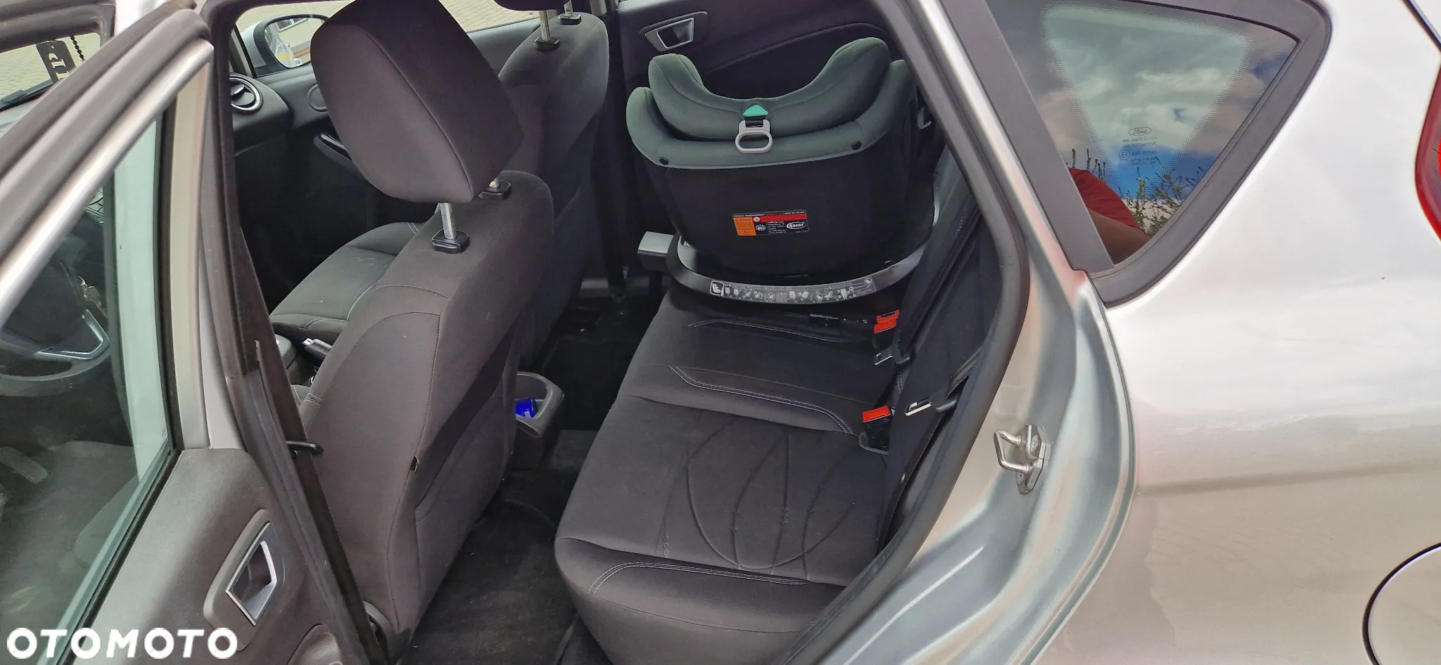 Ford Fiesta - 9