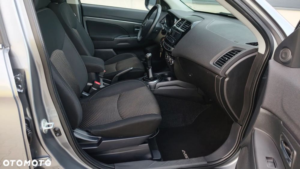 Mitsubishi ASX 1.6 Invite AS&G - 15