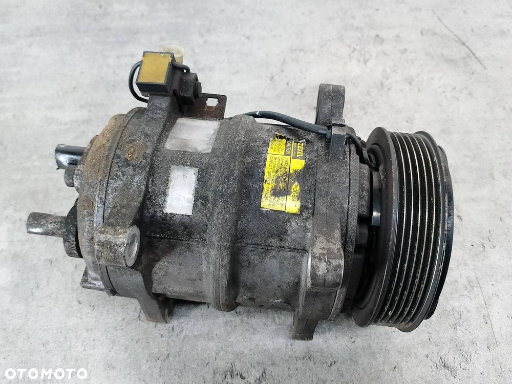 POMPA, SPRĘŻARKA KLIMATYZACJI VOLVO V70 I 2.0 20V - 1