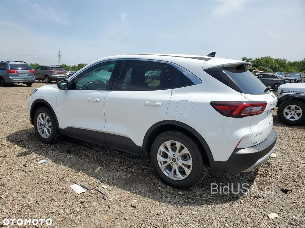 Ford Kuga - 3