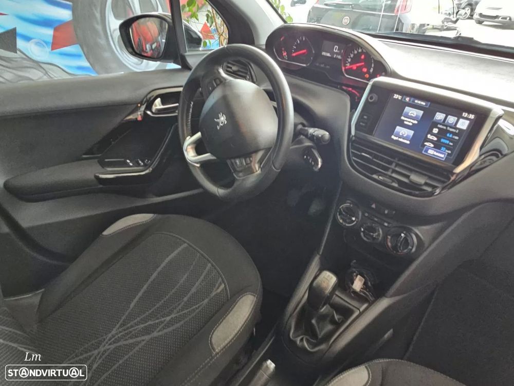Peugeot 208 1.2 VTi SE Style - 8