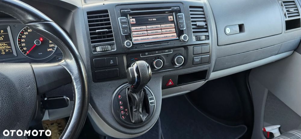 Volkswagen Transporter - 28