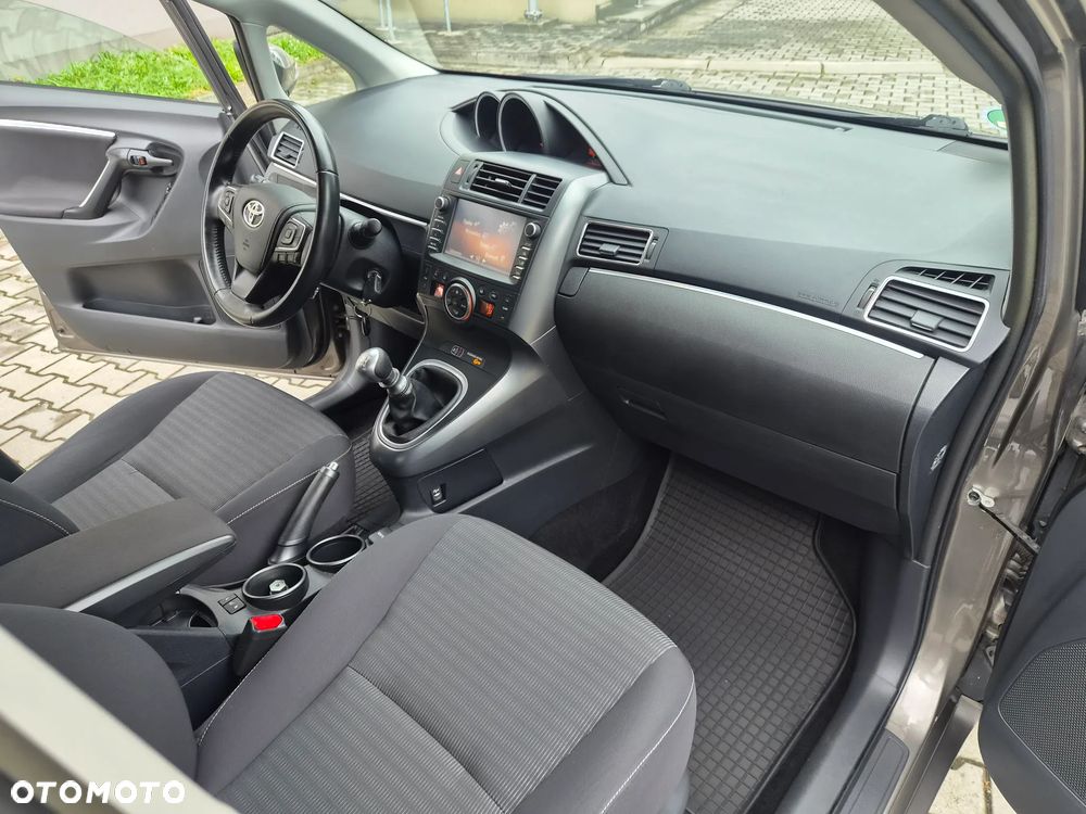 Toyota Verso 1.8 5-Sitzer Edition-S - 15