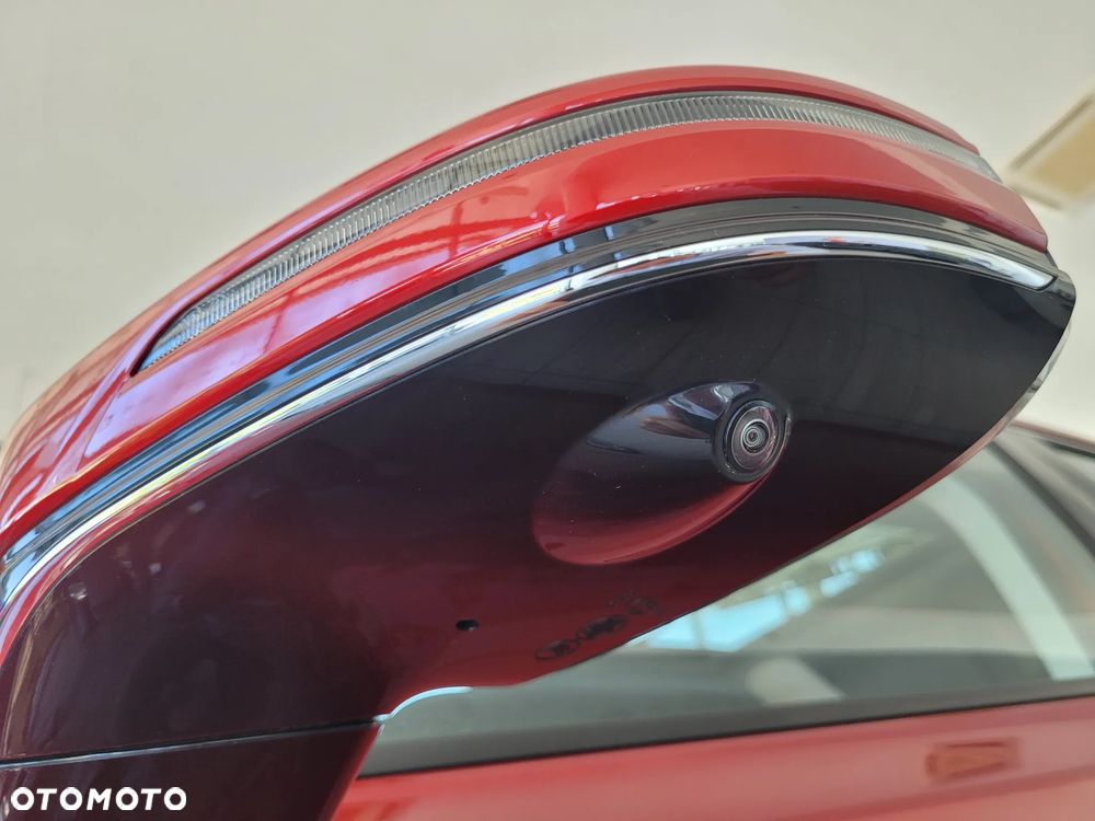 Bestune B70 2.0T Elegance - 18
