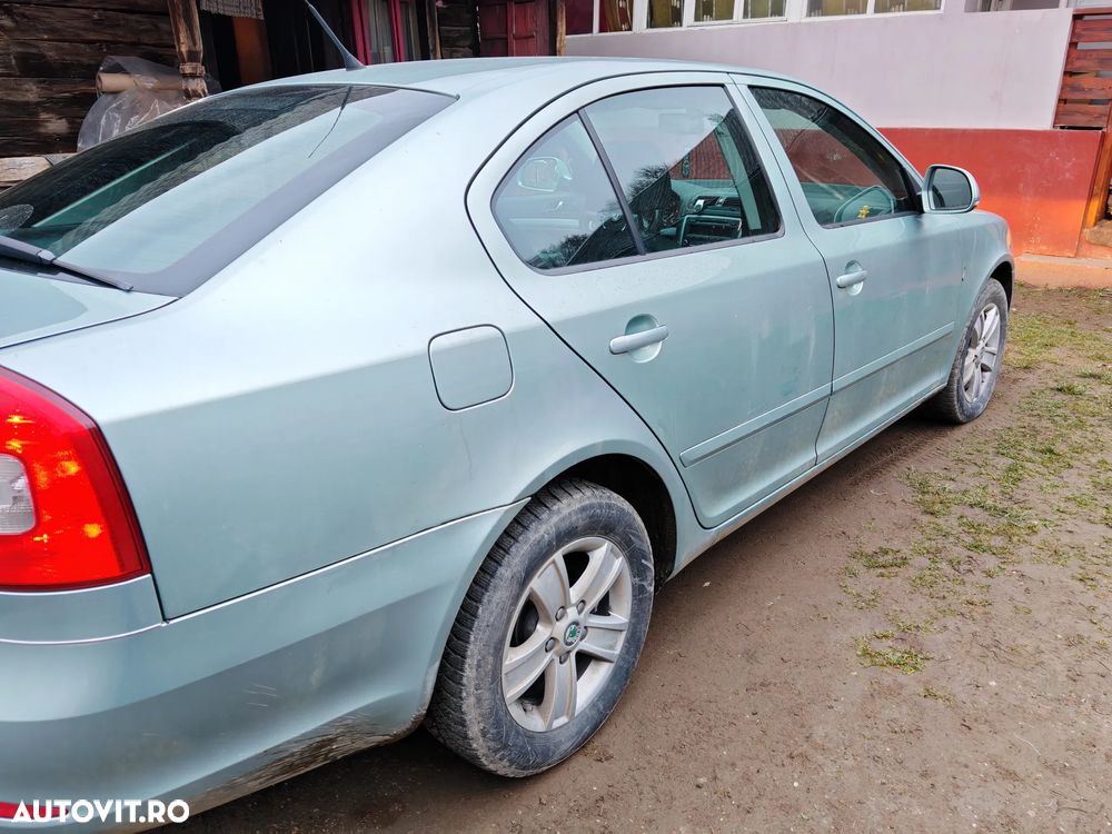 Skoda Octavia 1.6 TDI Drive DSG - 3