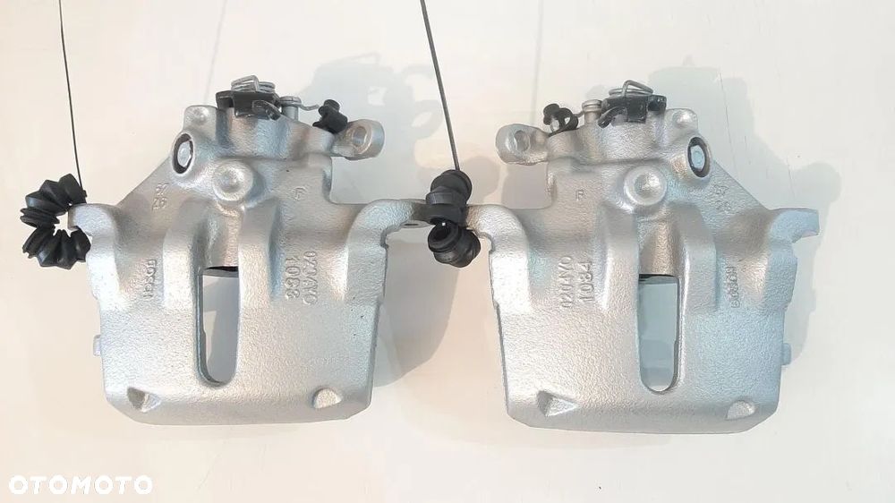 Zacisk Przód Lewy Prawy Citroen C5 I II 1 2 - 1