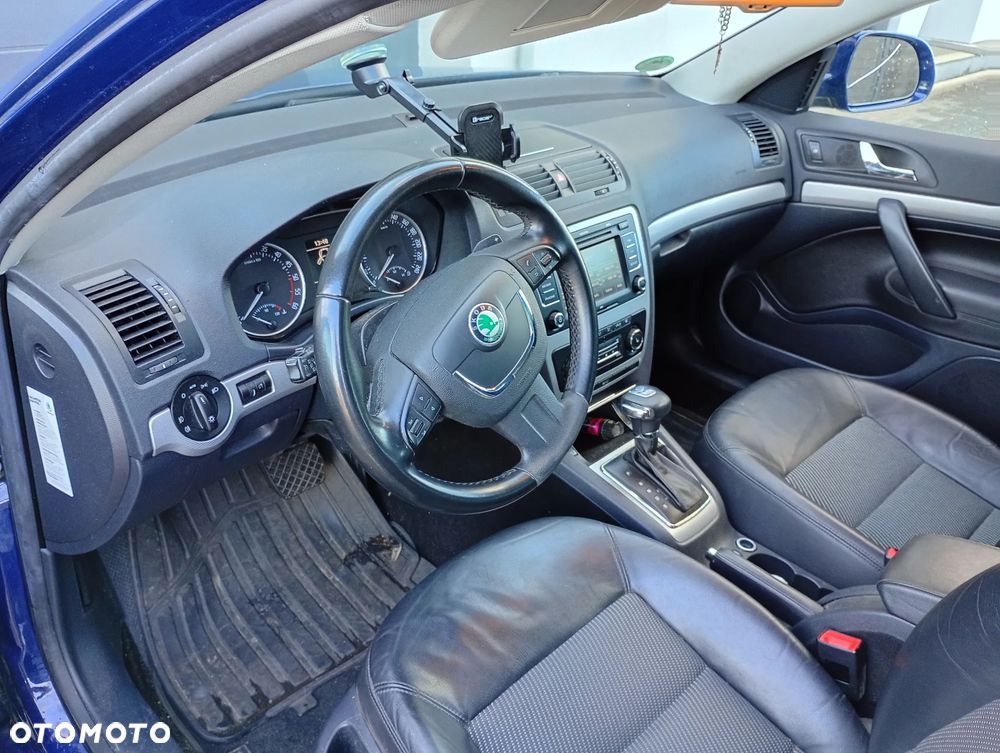 Skoda Octavia 1.6 TDI Ambiente DSG - 13