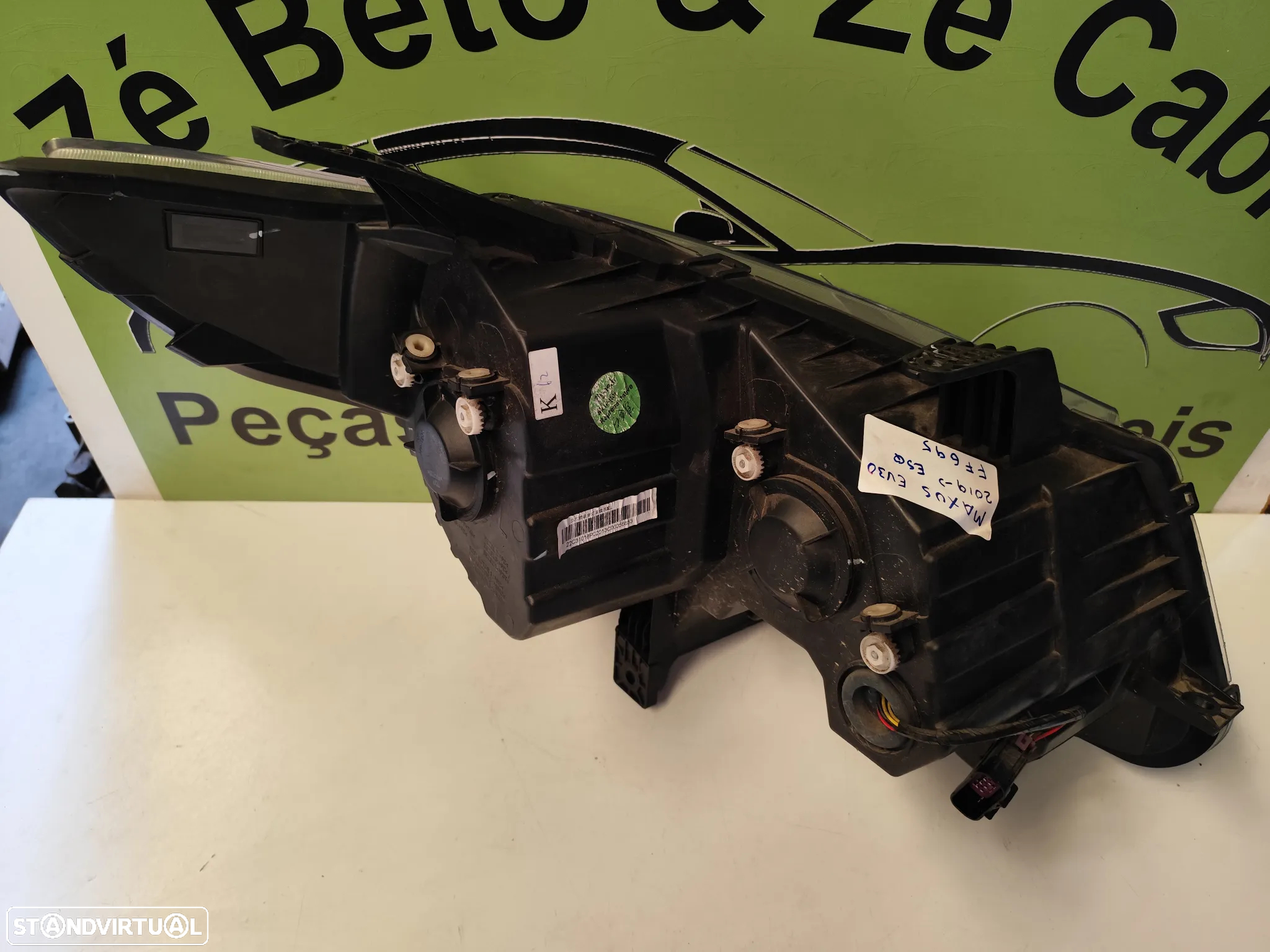 MAXUS EV30 FAROL ESQUERDO - FF695 - 9