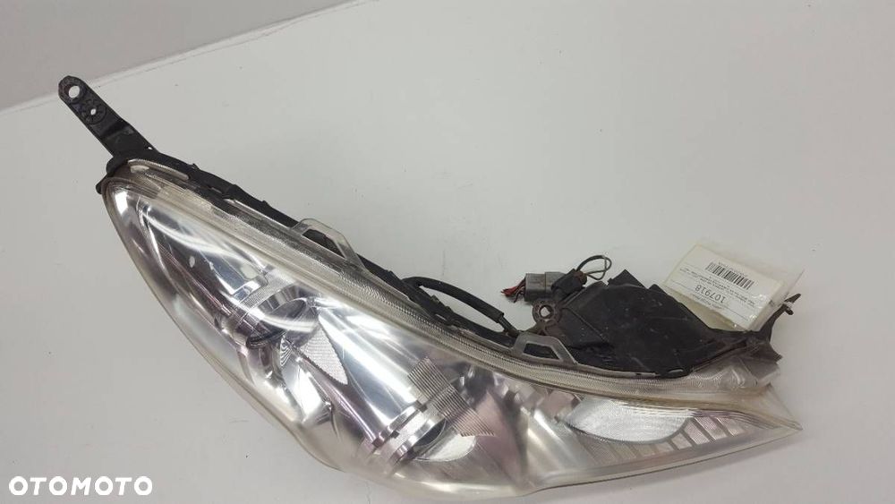 LAMPA PRZÓD PRAWA SUBARU OUTBACK IV BR XENON LEGACY - 2