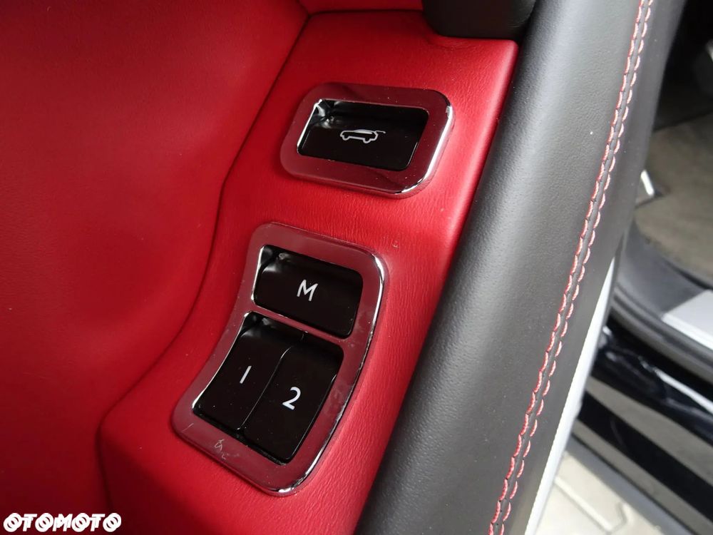 Bentley Bentayga W12 - 29