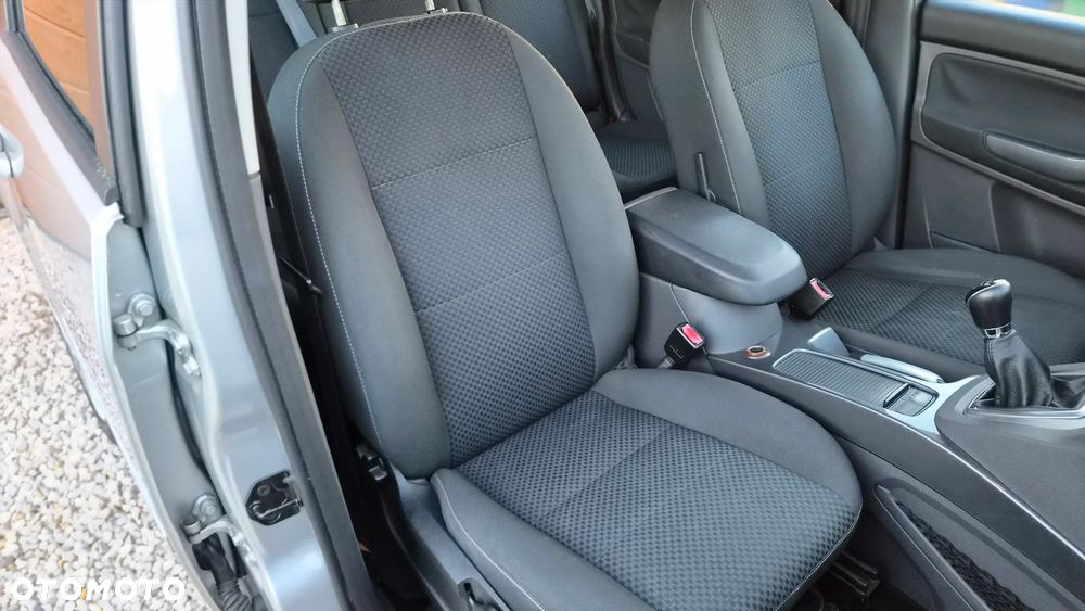 Ford C-MAX 1.8 Titanium - 21