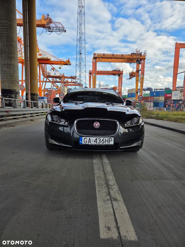 Jaguar XF XFR - 1