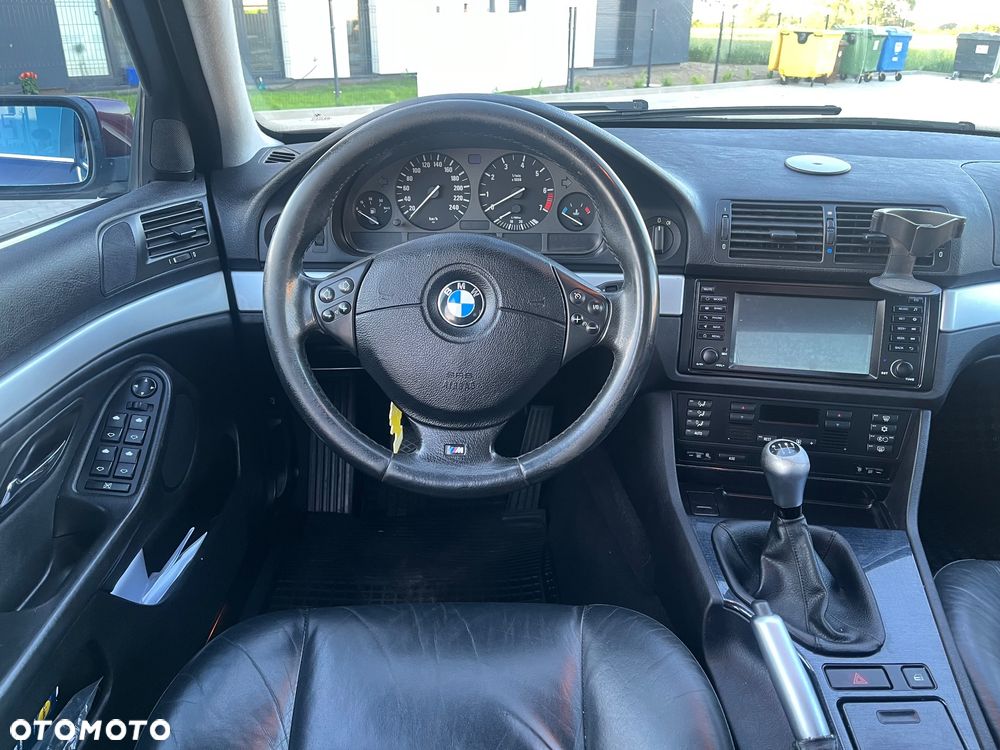 BMW Seria 5 - 15
