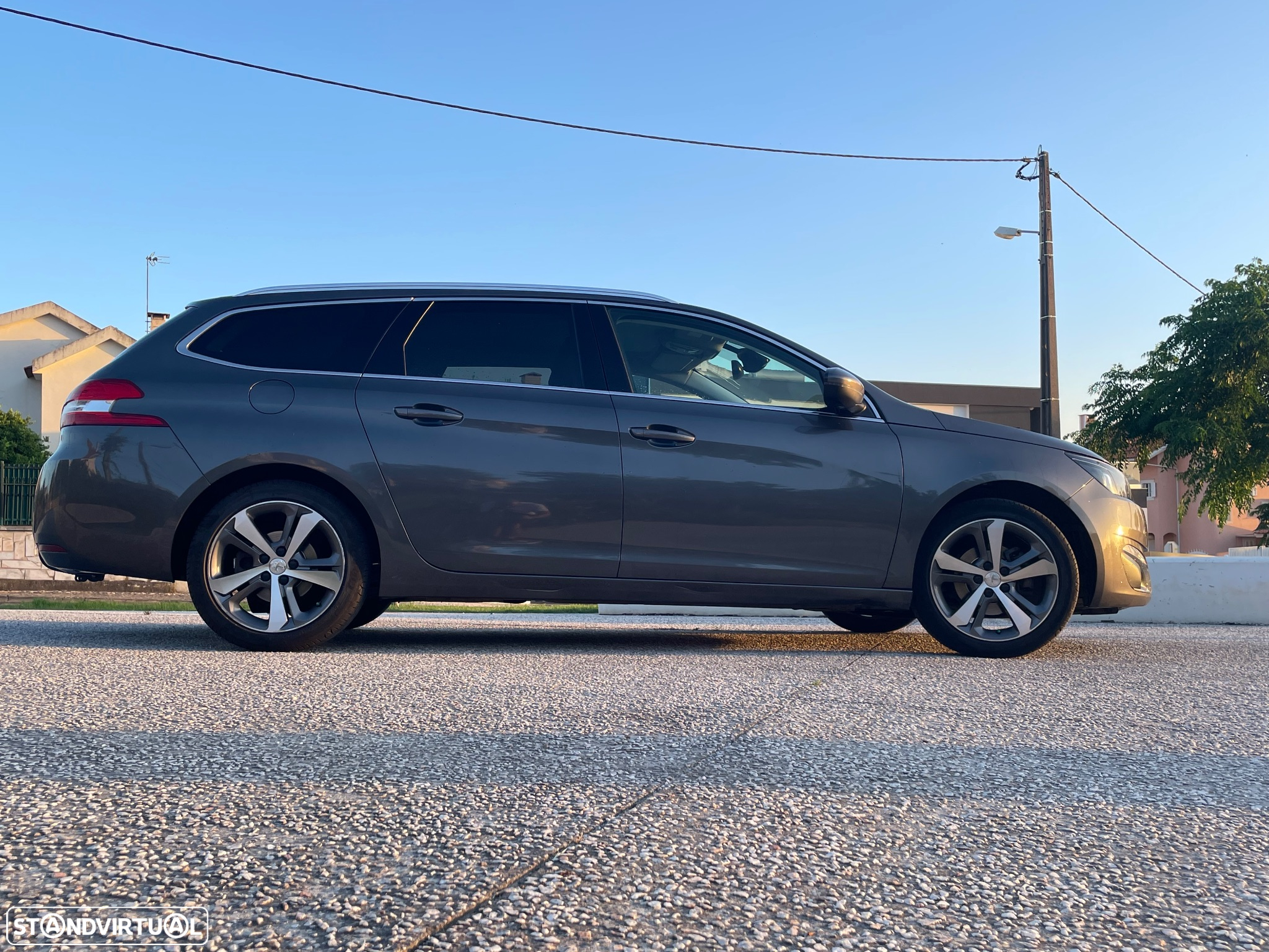 Peugeot 308 SW 1.6 BlueHDi Allure J17 - 17