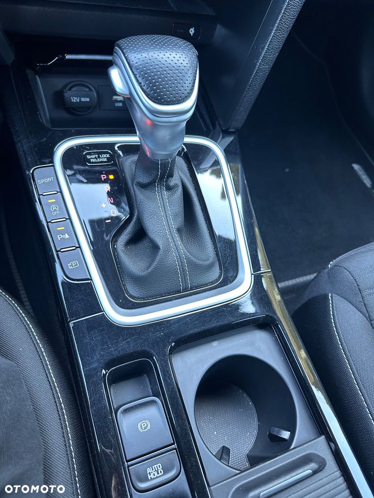 Kia ProCeed 1.5 T-GDI DCT7 OPF GT LINE - 24