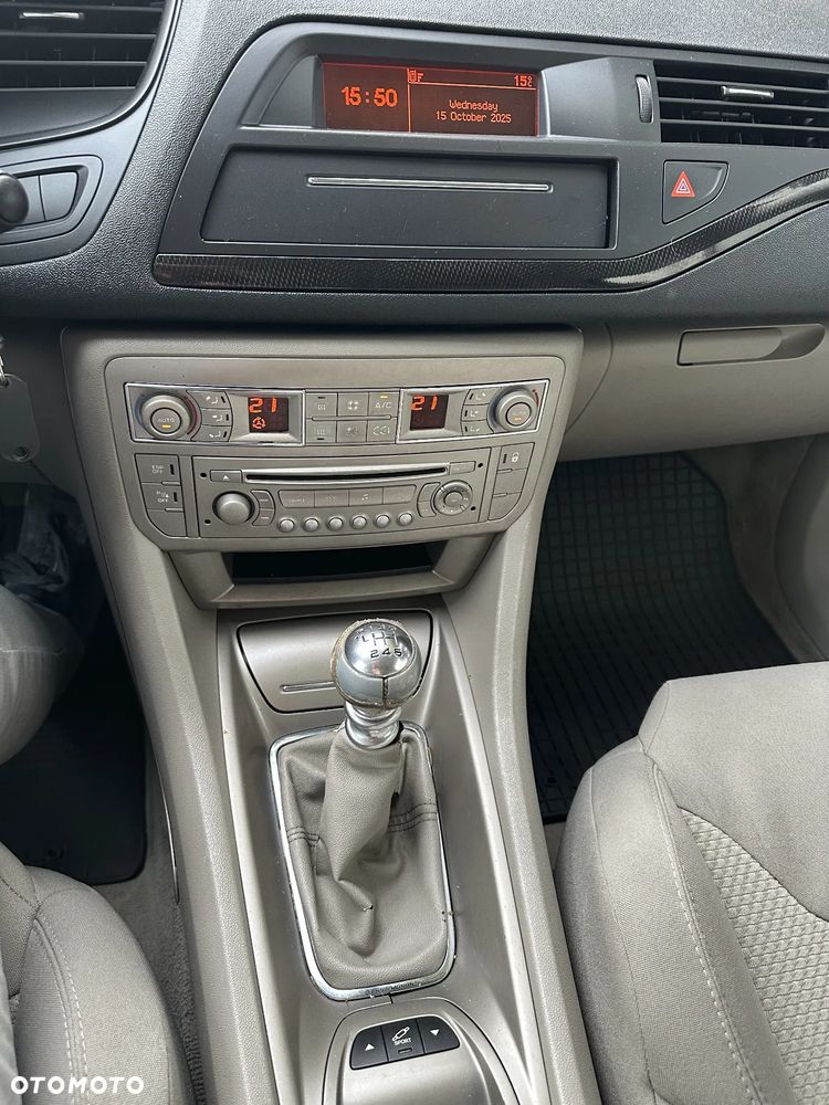 Citroën C5 2.0 HDi Confort - 27