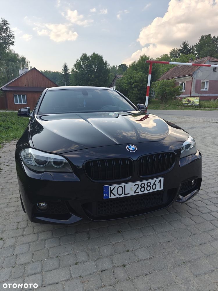 BMW Seria 5 525d - 5