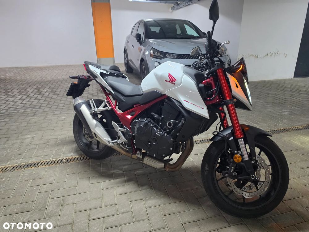 Honda Hornet - 20