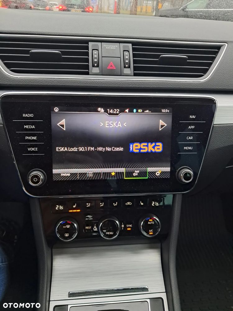 Skoda Superb 2.0 TDI SCR Style DSG - 19