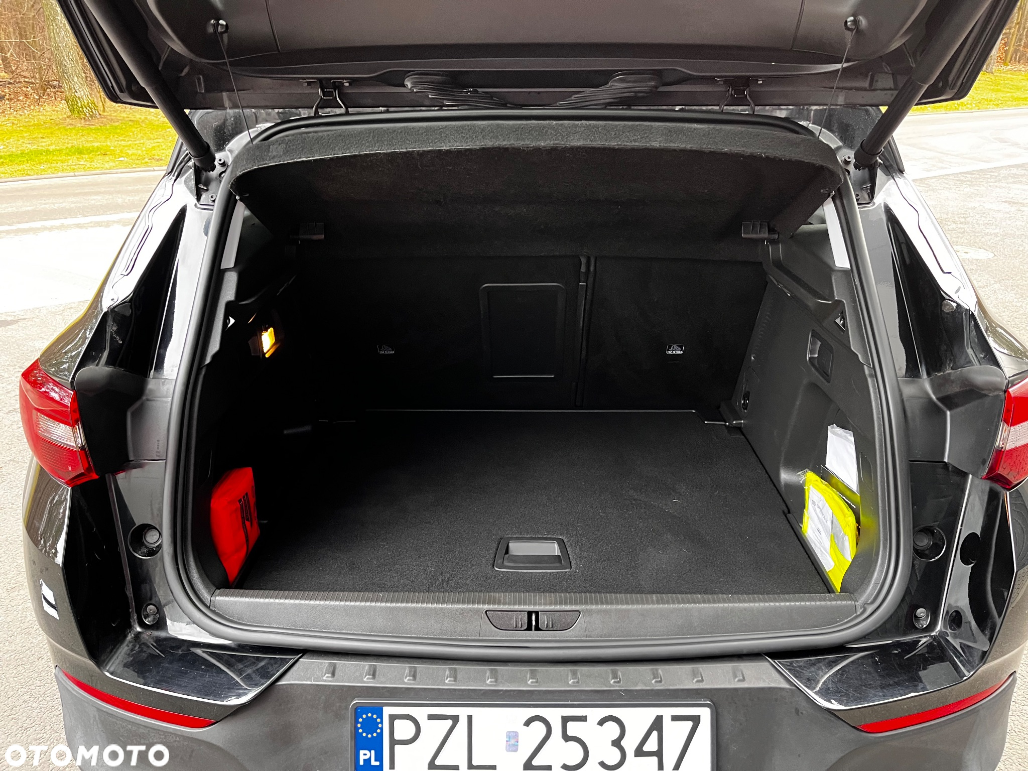 Opel Grandland X 1.2 Start/Stop Design Line - 26
