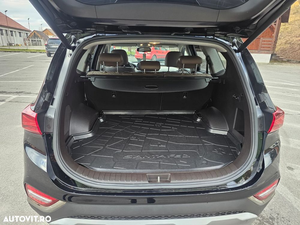 Hyundai Santa Fe 2.2 CRDi 4WD 8AT Luxury - 15