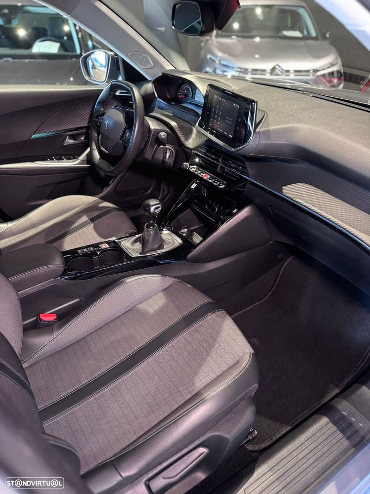 Peugeot 2008 1.2 PureTech Allure Pack - 20