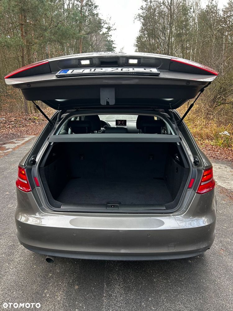 Audi A3 Sportback 1.6 TDI S tronic - 19