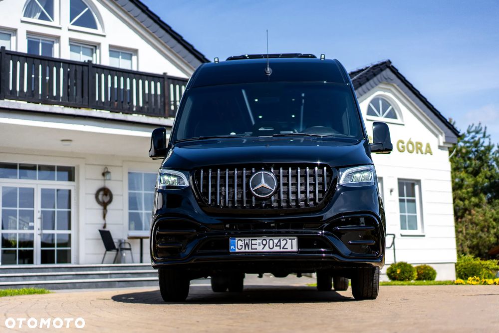 Mercedes-Benz Sprinter - 1