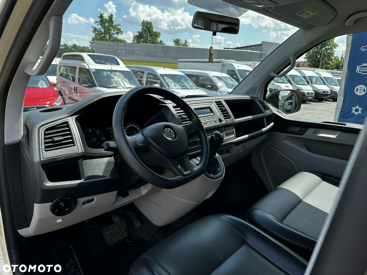 Volkswagen Caravelle 6.1 2.0 TDI L2 Highline DSG - 17