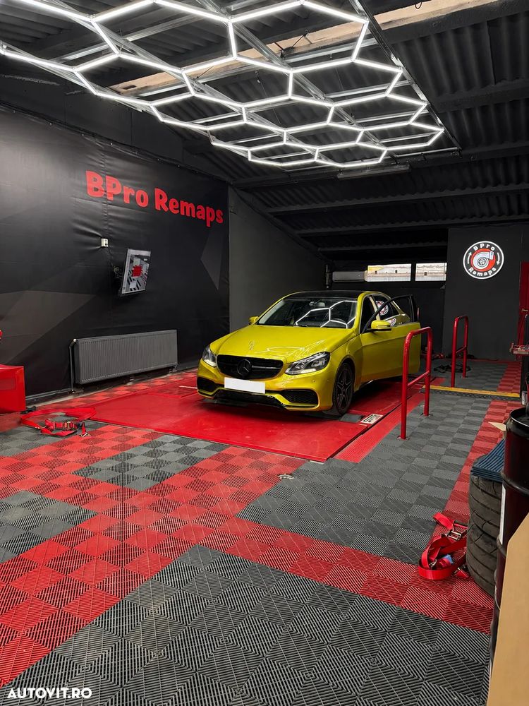 Mercedes-Benz E - 1