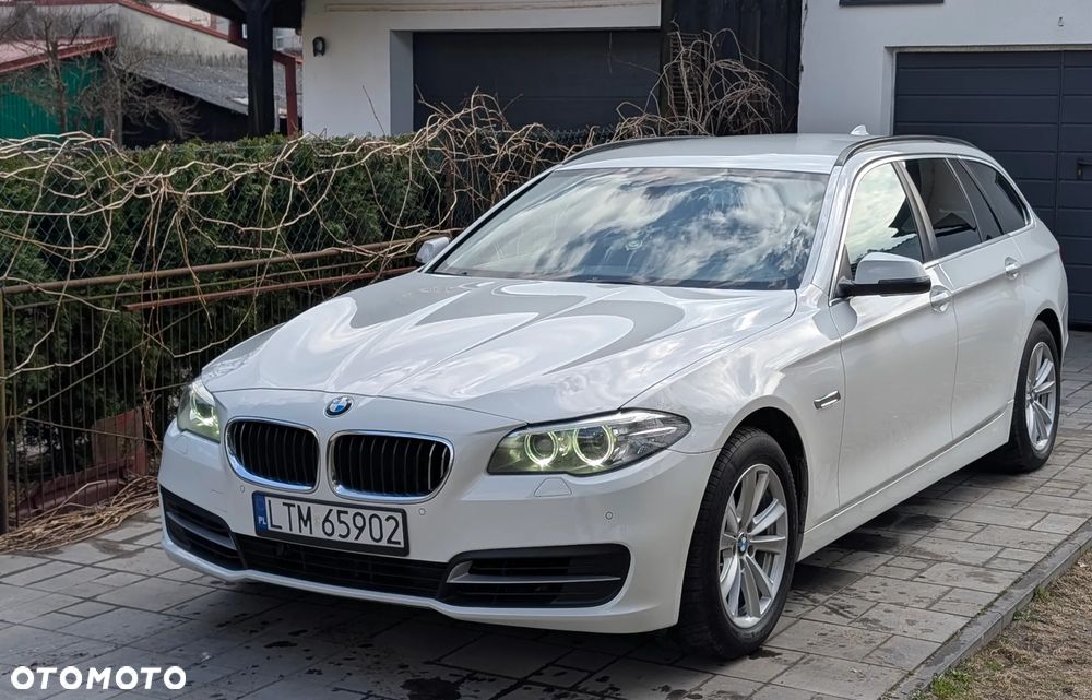 BMW Seria 5 520d xDrive - 2