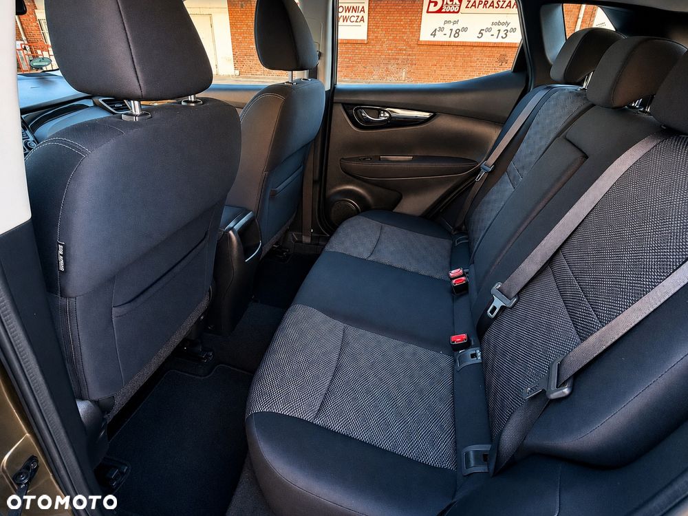 Nissan Qashqai 1.2 DIG-T N-Connecta - 17