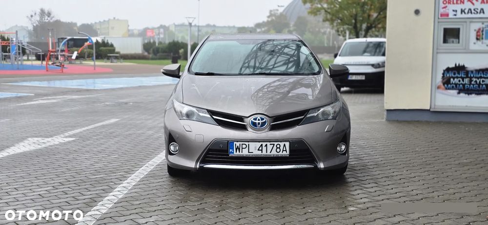 Toyota Auris - 10