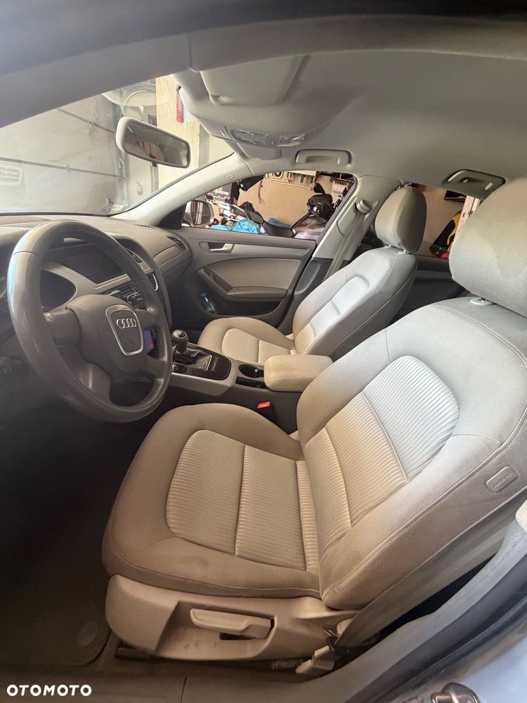 Audi A4 Limousine 1.8 TFSI Ambiente - 8