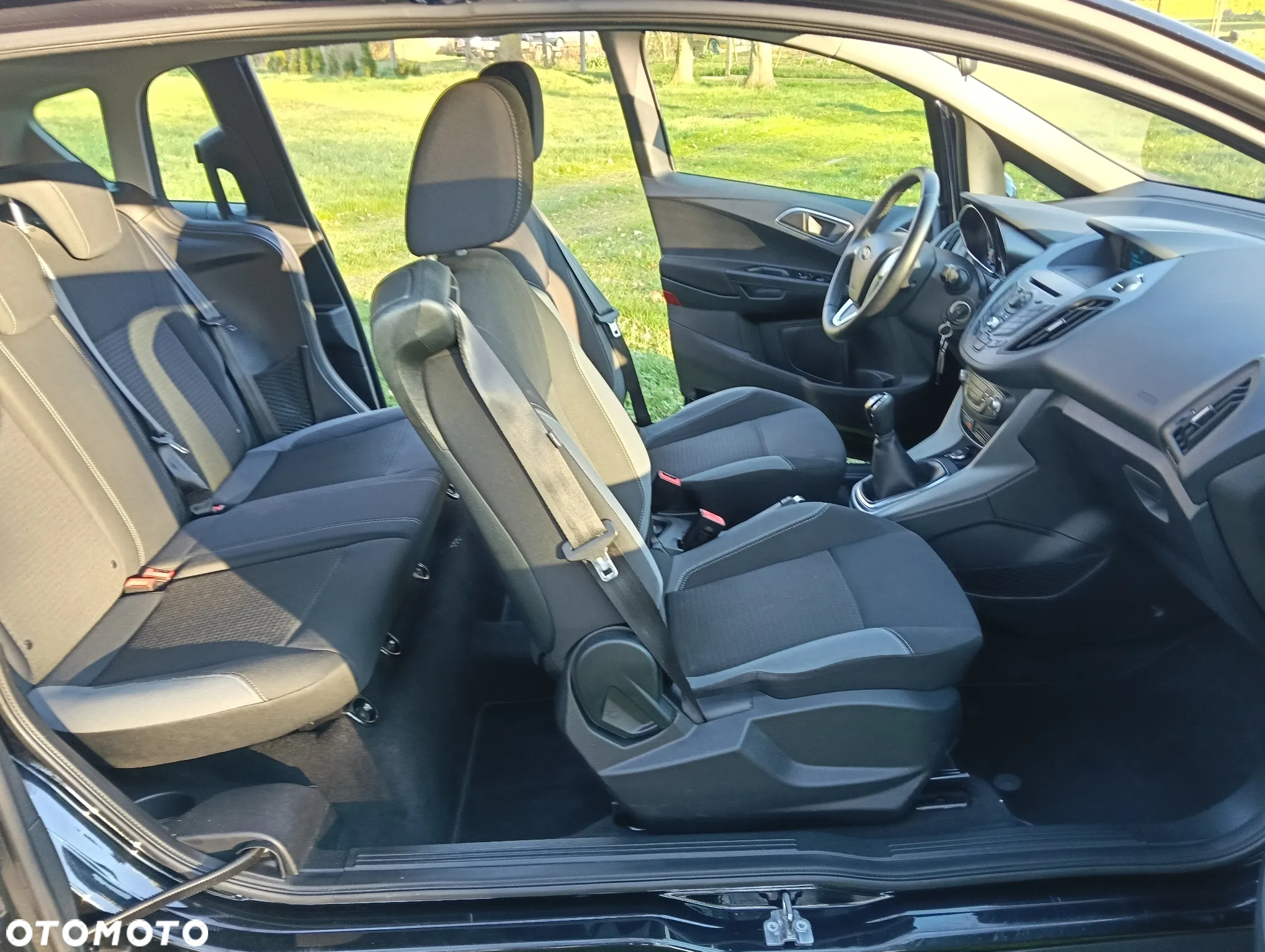 Ford B-MAX 1.4 Ambiente - 22