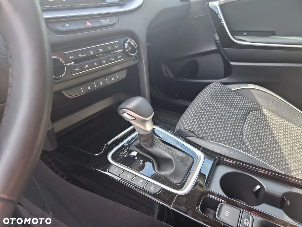 Kia Ceed 1.5 T-GDI Tribute DCT - 10