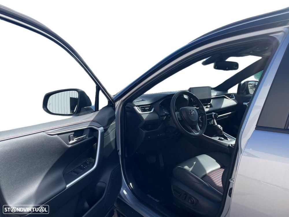 Toyota RAV4 - 22