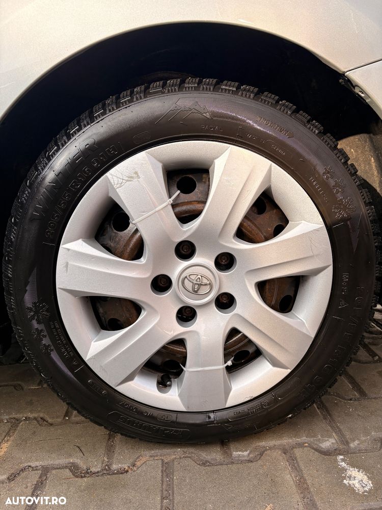 Toyota Auris 1.4 VVT-i - 10