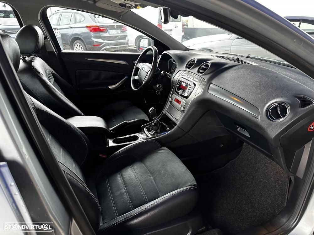 Ford Mondeo 2.0 TDCI Titanium X - 28