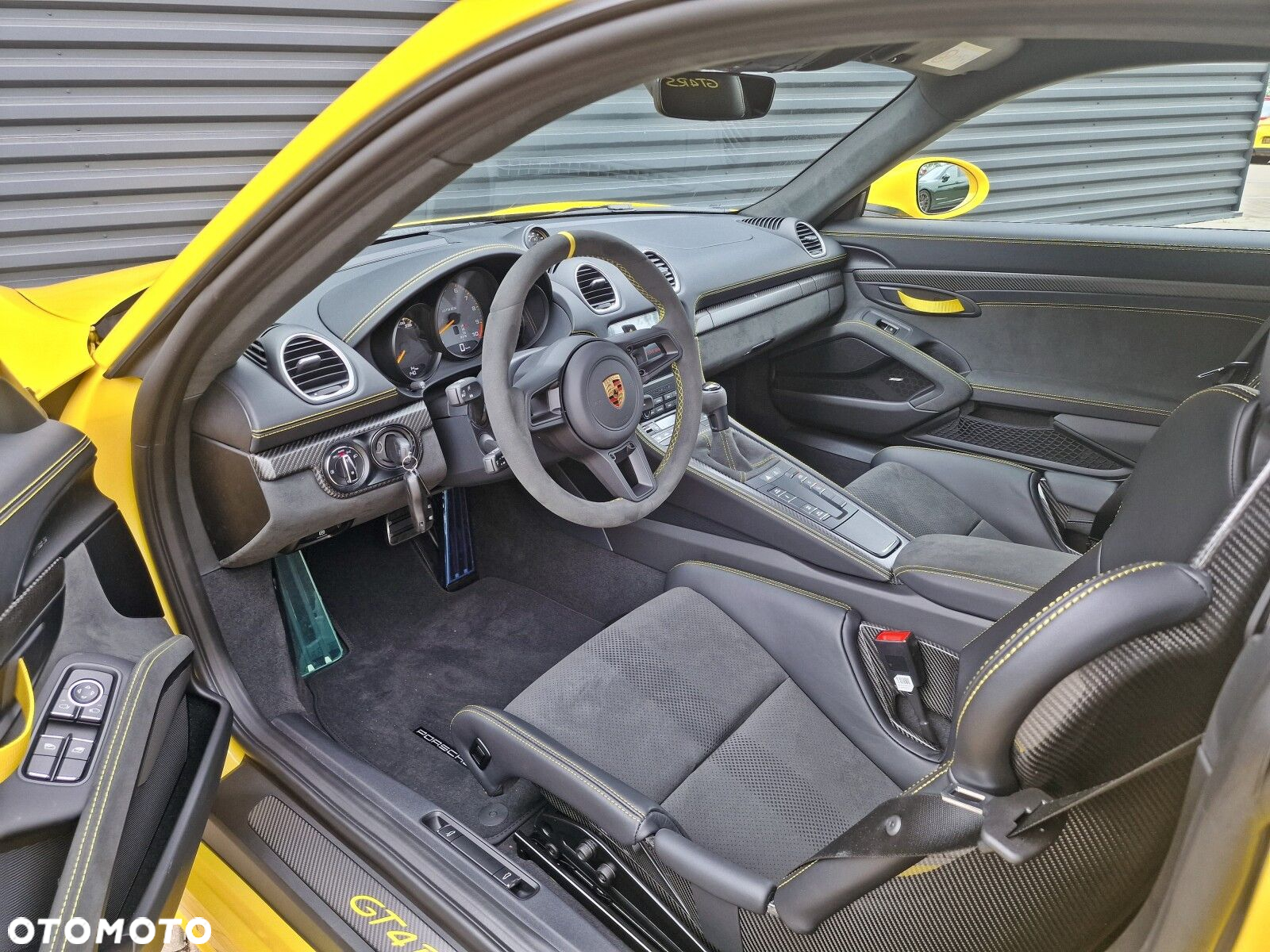 Porsche 718 Cayman - 8